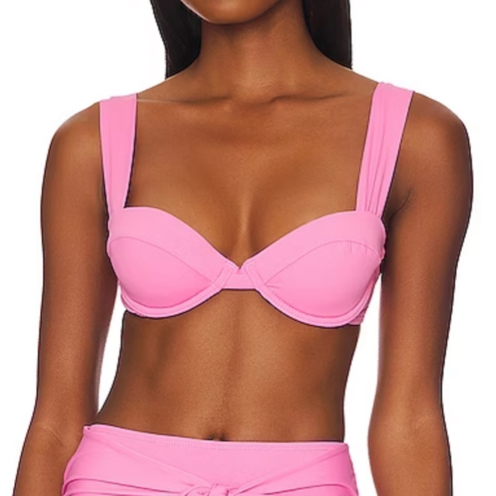 NWT WeWoreWhat Claudia Underwire Wide Strap Bikini Top in Pink